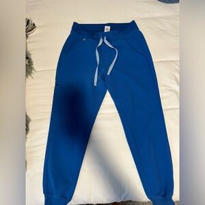 Figs, royal blue extra small petite jogger, scrub pants
